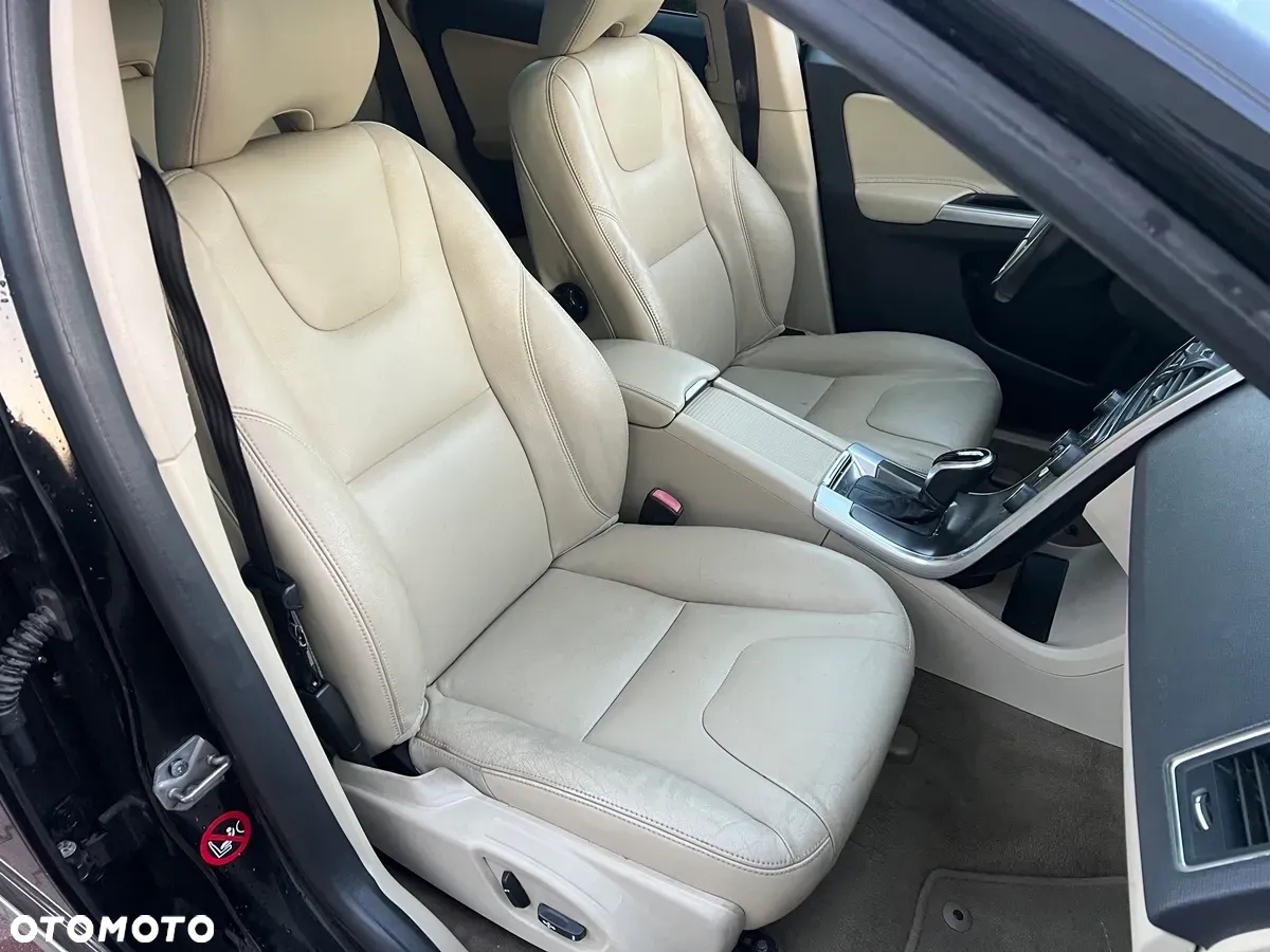 Volvo XC 60 - 27