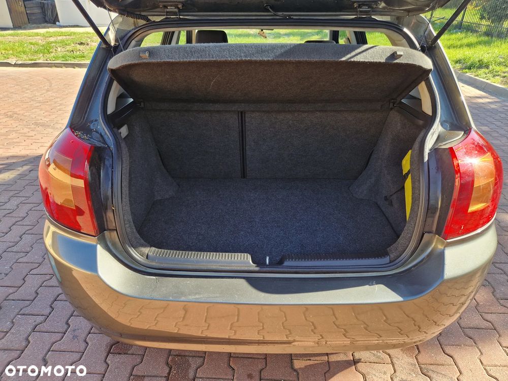 Toyota Corolla 1.6 VVT-i Terra - 14