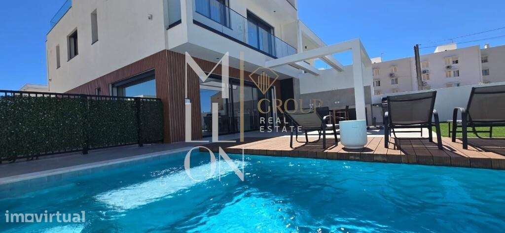 Moradia Contemporânea de Luxo com Piscina - Grande imagem: 2/60
