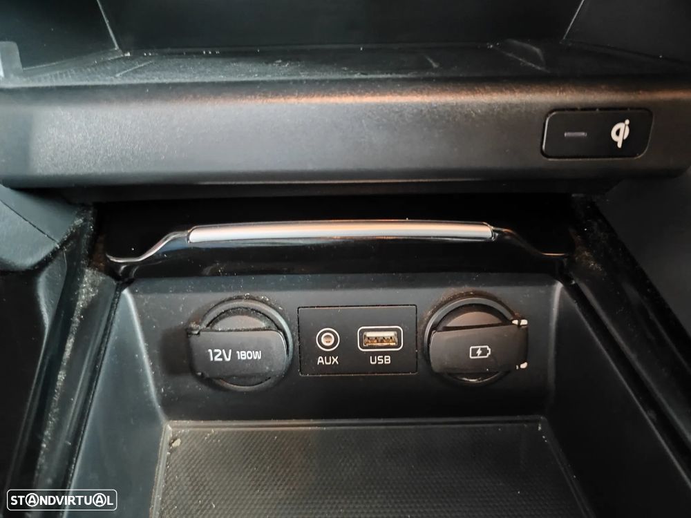 Kia Ceed SW 1.6 CRDi TX+SRF - 31