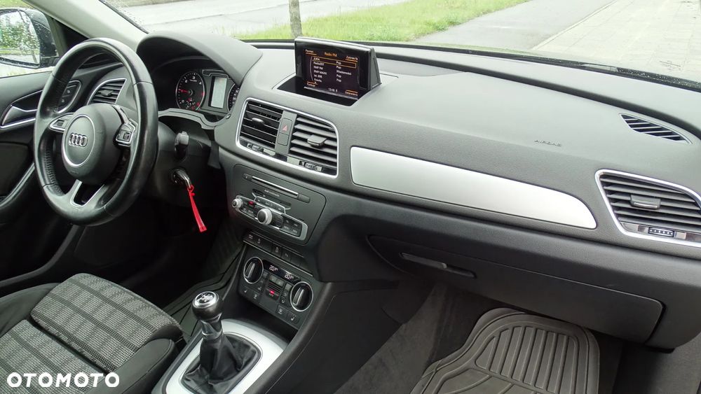 Audi Q3 2.0 TDI Design - 15