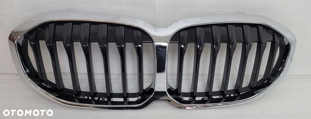 GRILL ATRAPA NERKI CHROM BMW 1 F40 2019- - 4
