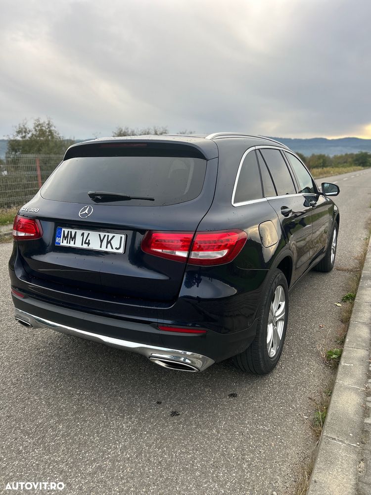 Mercedes-Benz GLC - 13