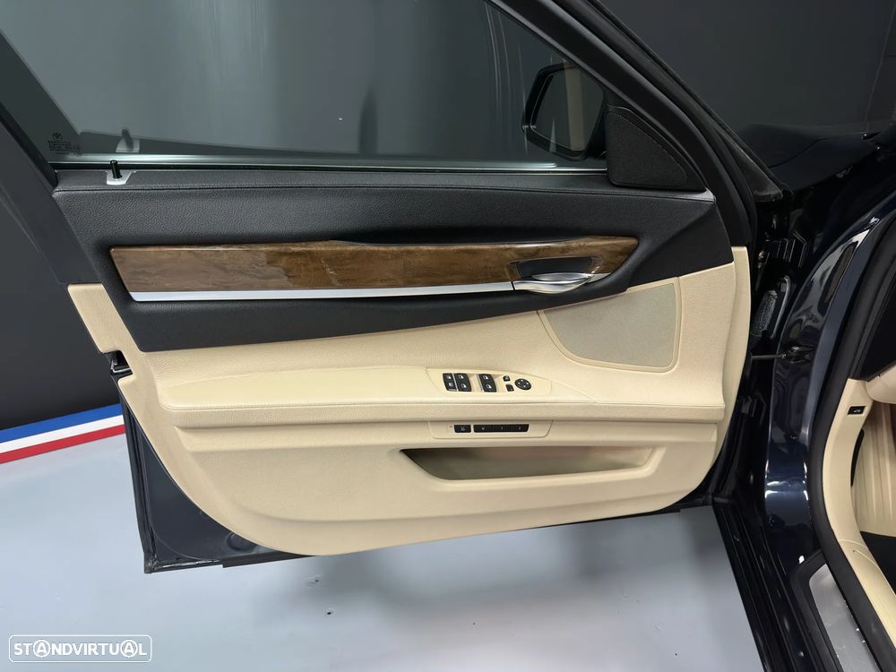 BMW 730 d Blue Performance - 7