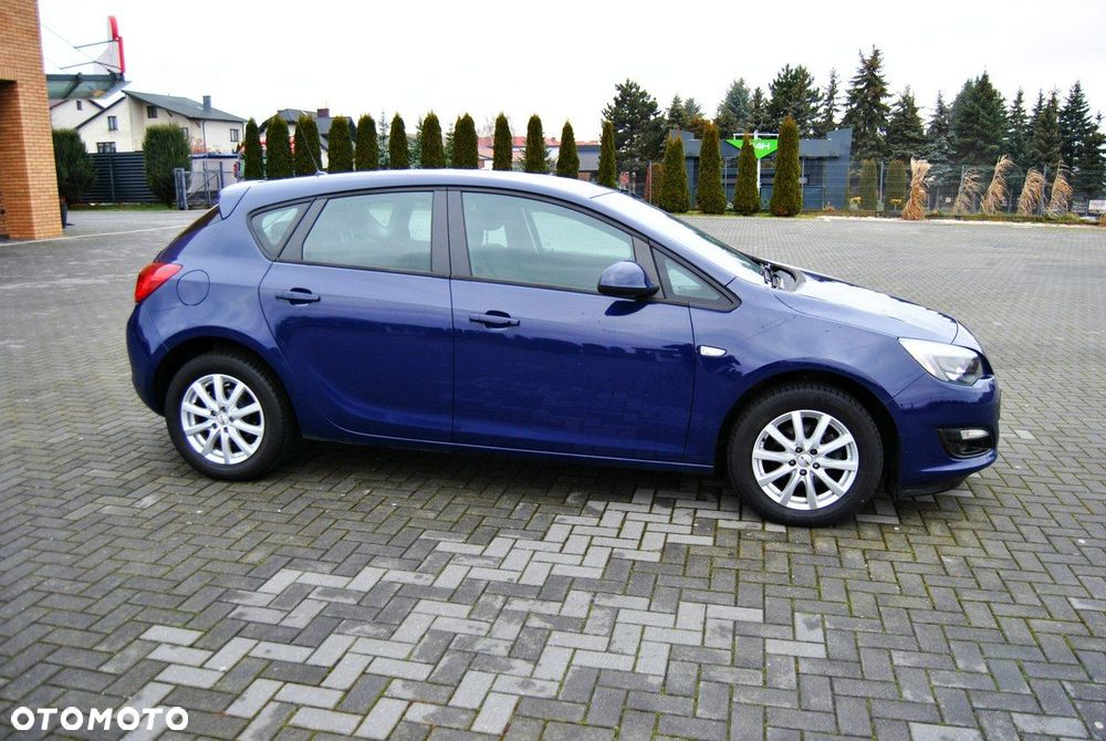 Opel Astra 1.4 Selection - 6