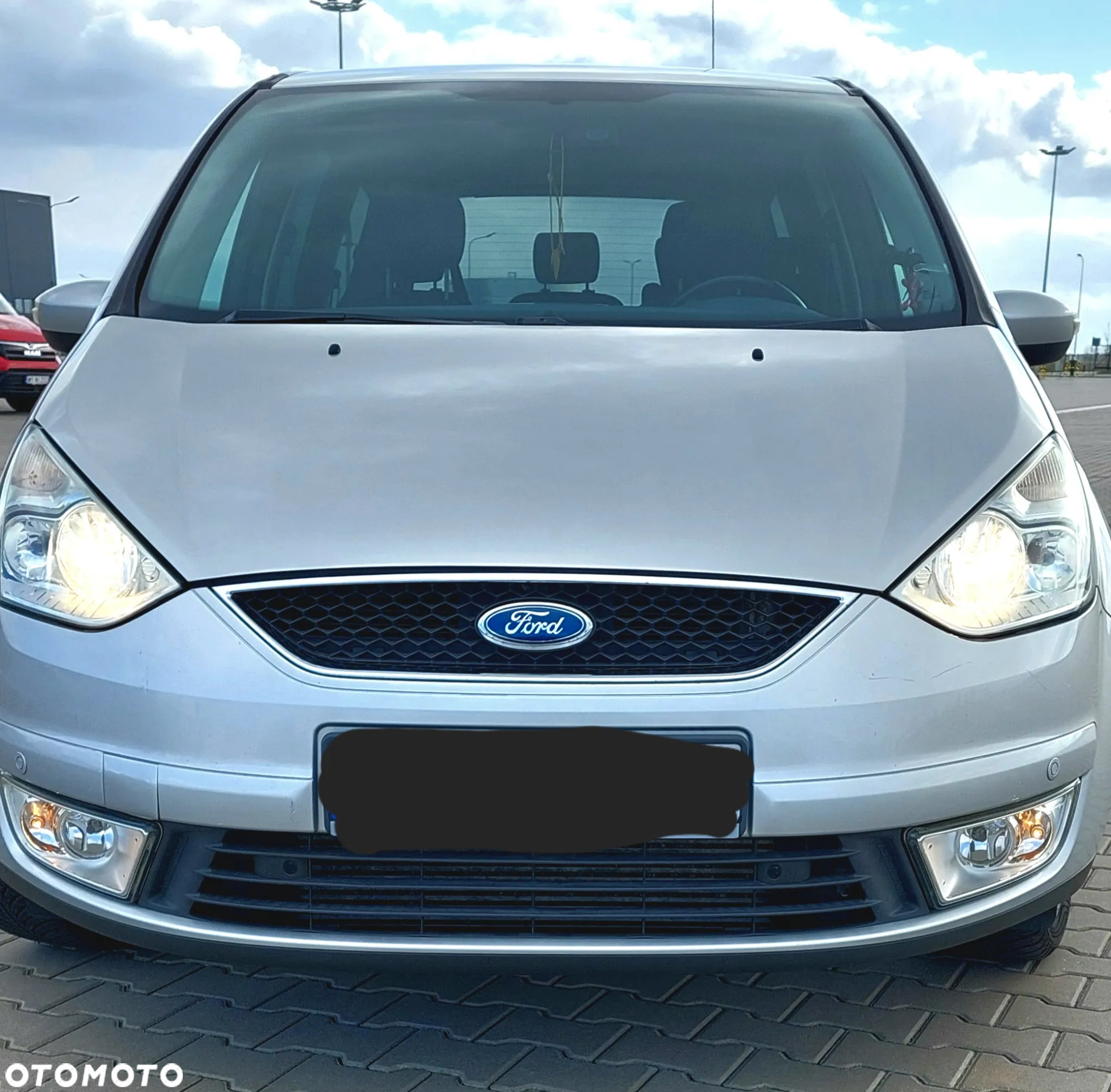 Ford Galaxy 2.0 TDCi Ambiente - 2