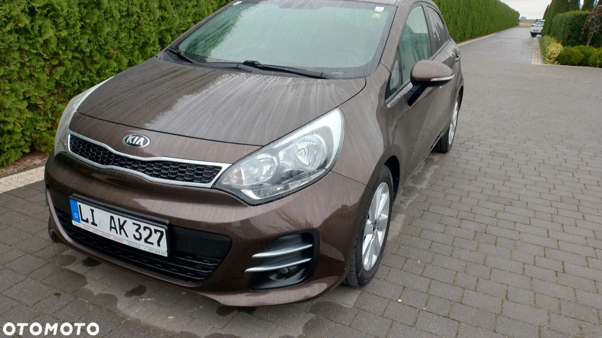 Kia Rio - 4