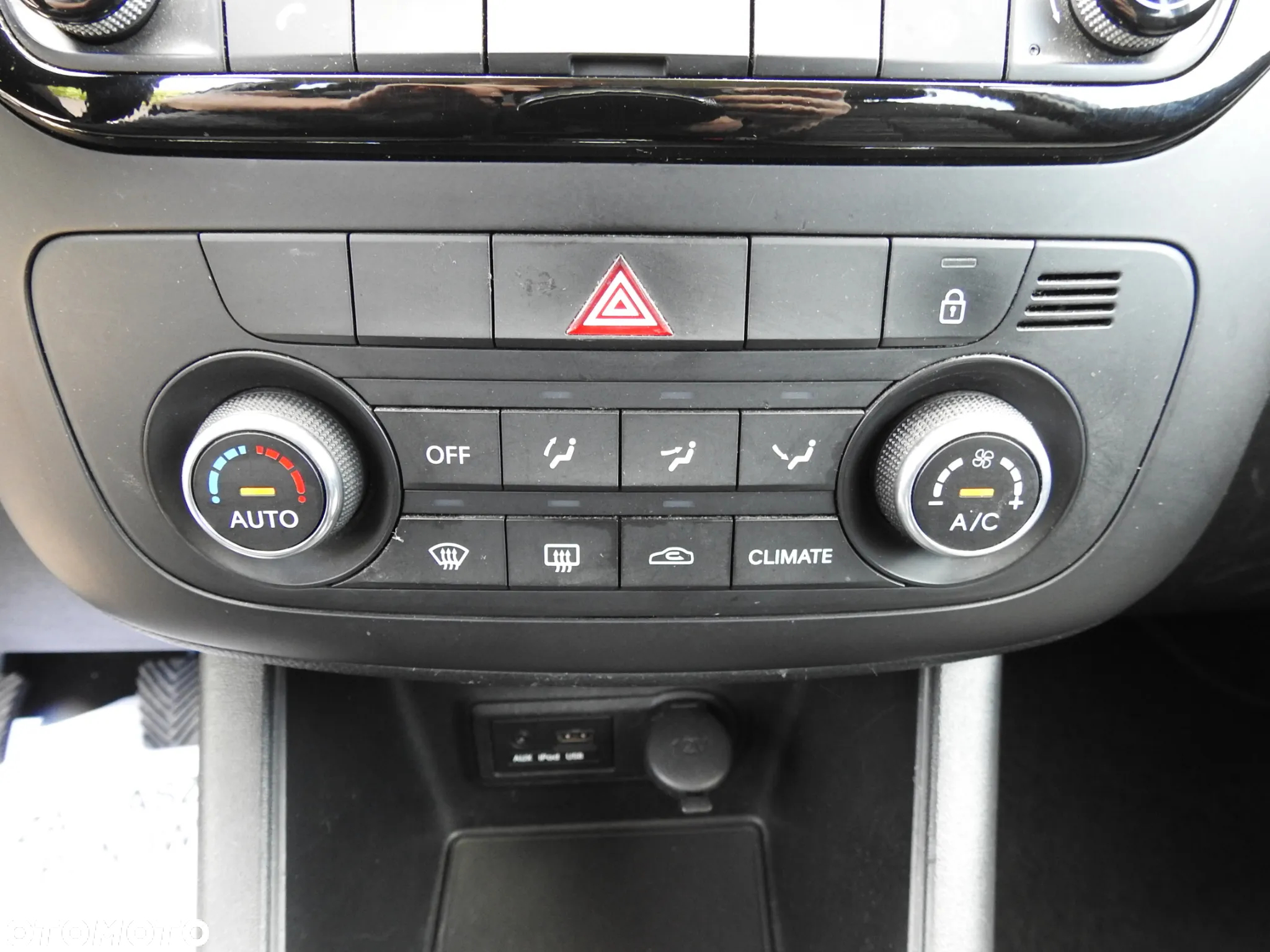 Kia Venga 1.4 CRDi 90 Business Line - 21