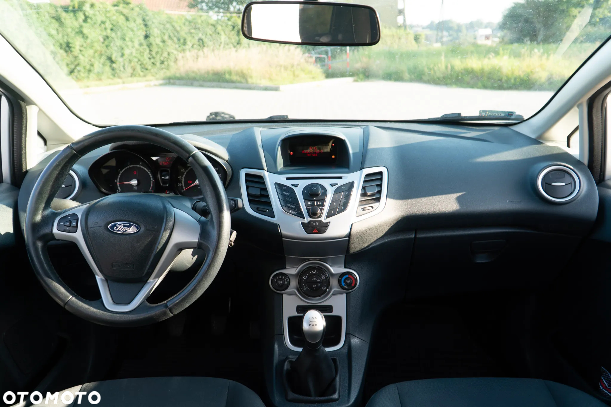 Ford Fiesta - 10
