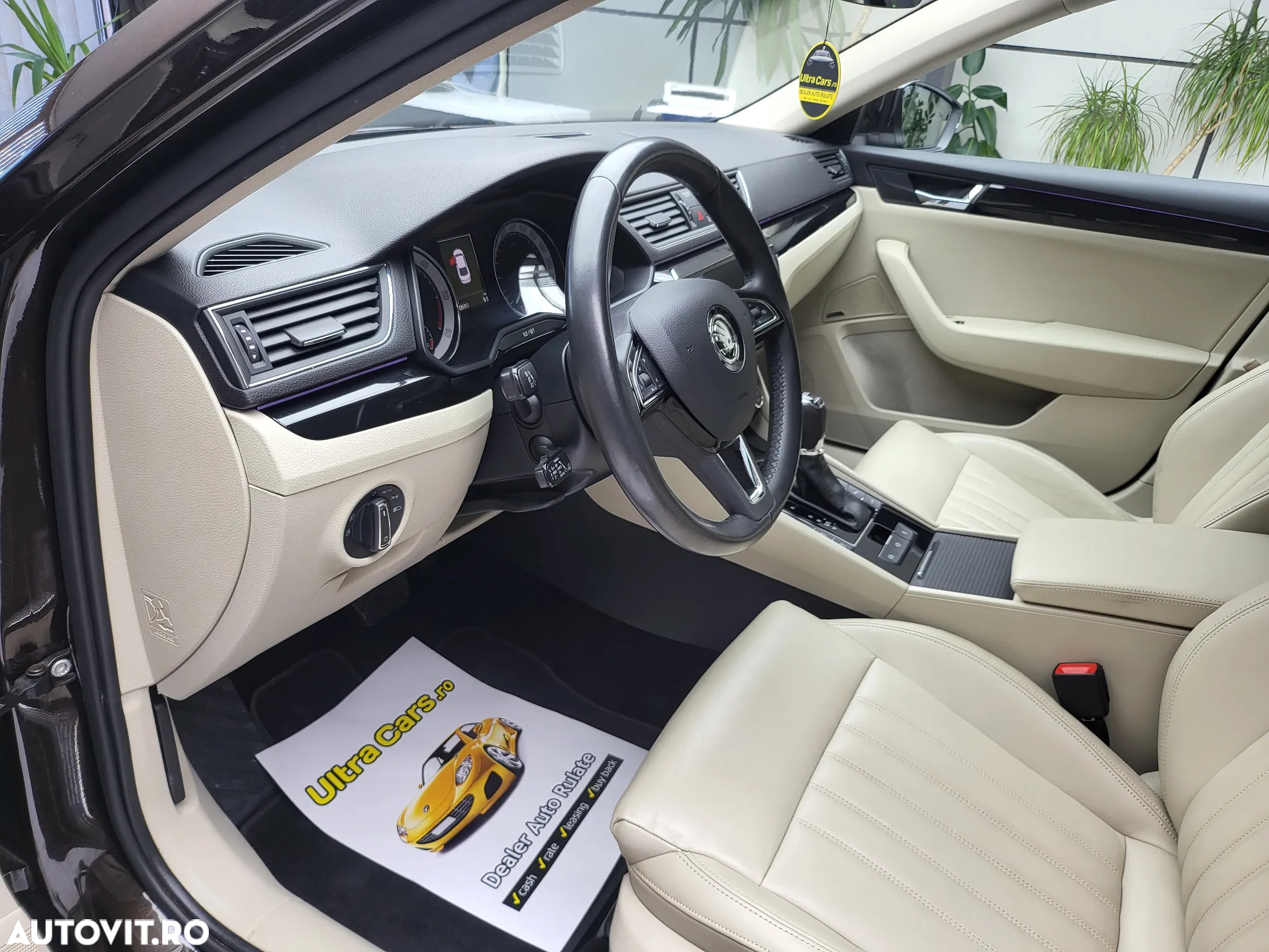 Skoda Superb 2.0 TDI 4X4 DSG Laurin & Klement - 14