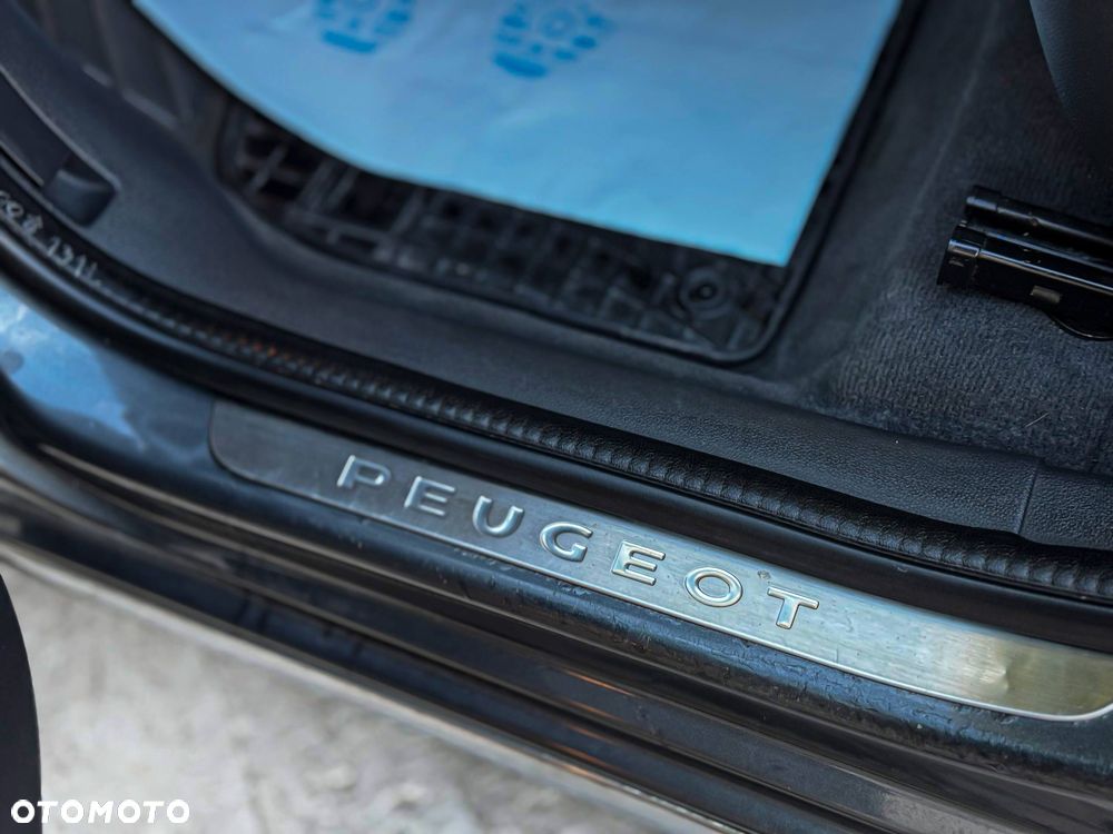 Peugeot 3008 2.0 HDi Active - 37