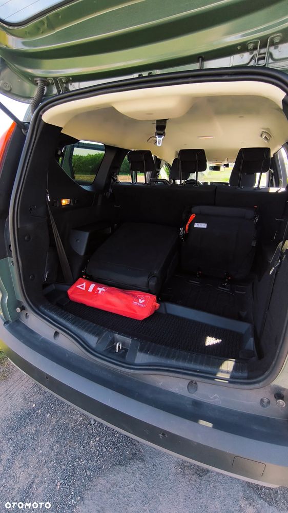 Dacia Jogger 1.0 TCe SL Extreme 7os - 17