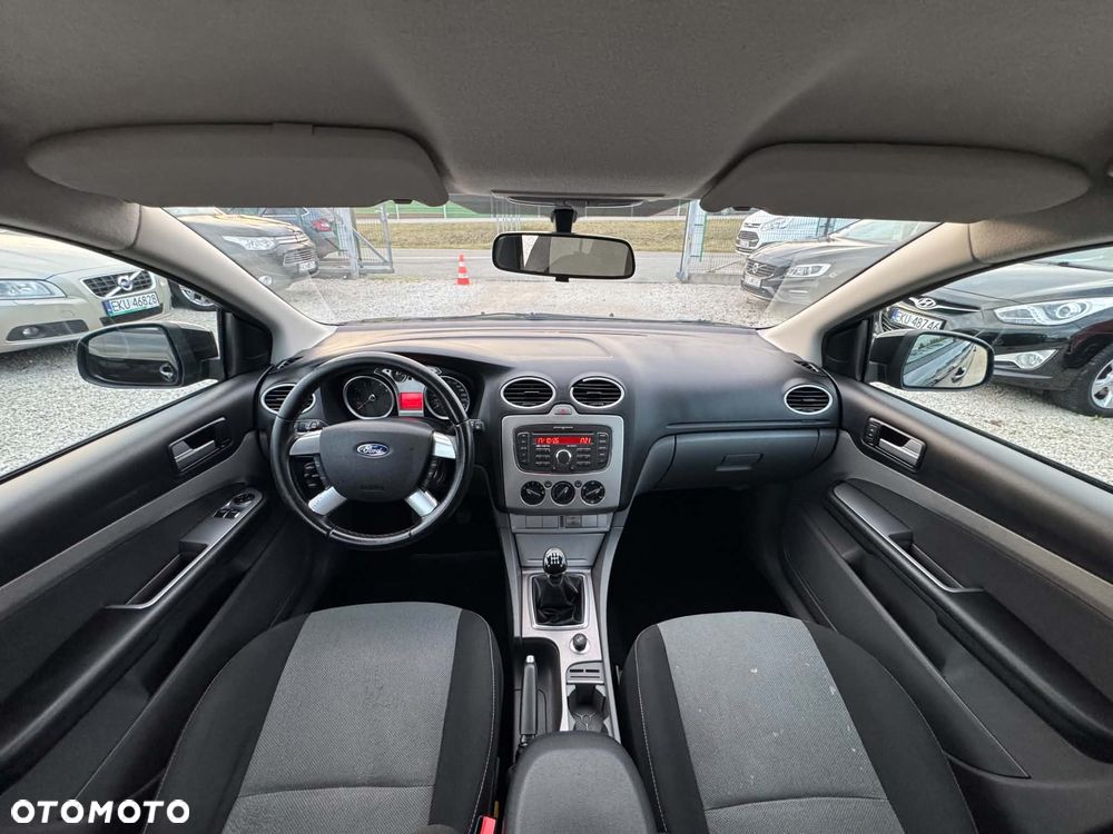 Ford Focus - 31