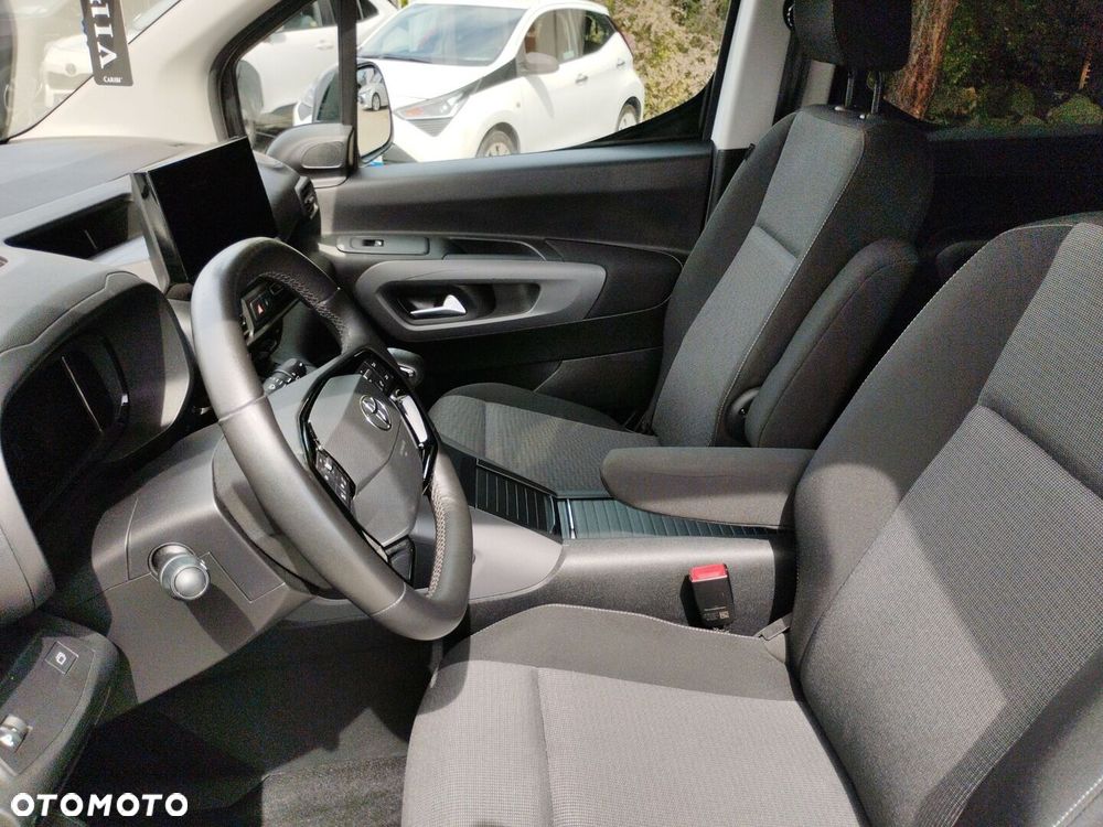 Toyota Proace City Verso Long 1.5 D-4D Family - 12