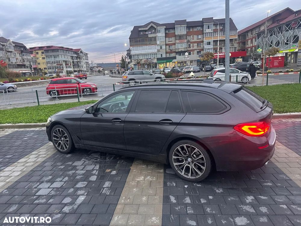 BMW Seria 5 520d xDrive AT - 1