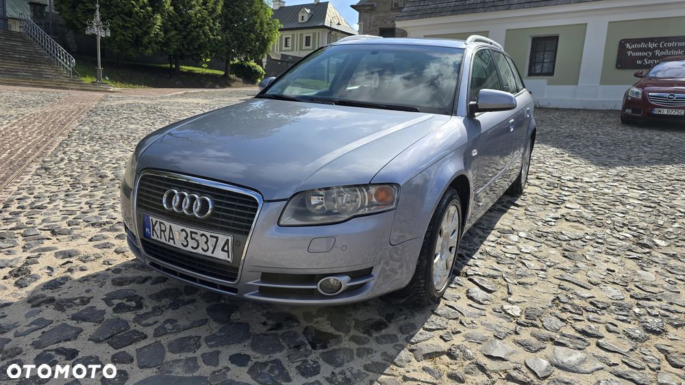 Audi A4 Avant - 13