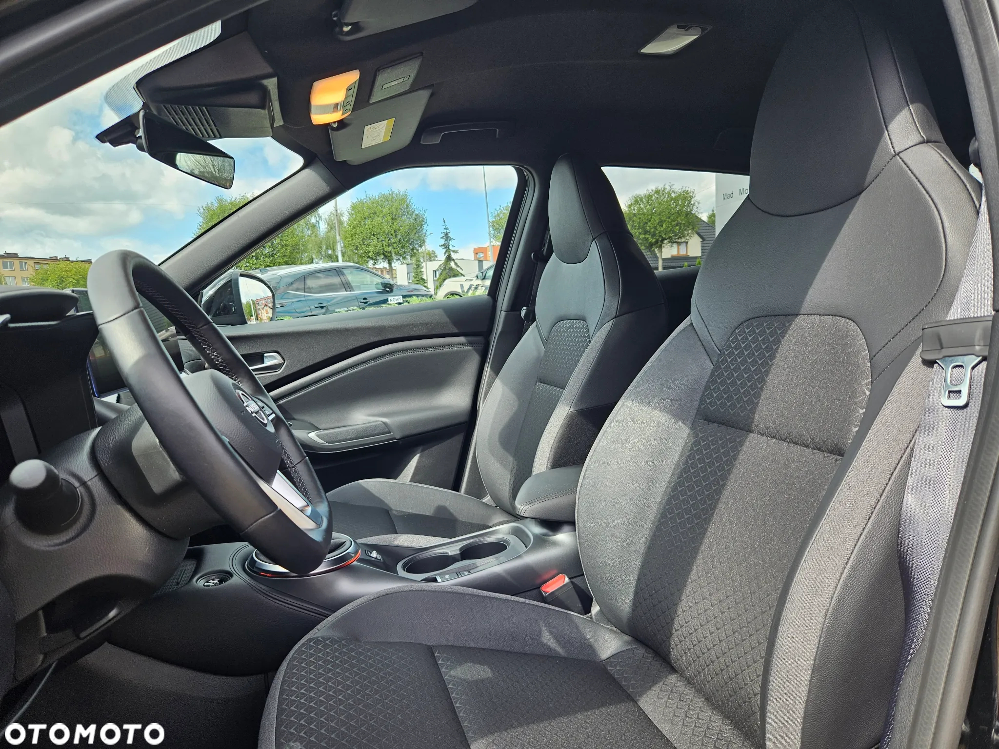 Nissan Juke 1.0 DIG-T N-Connecta - 8