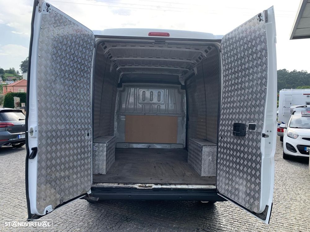 Peugeot Boxer 2.2 BlueHDi 330 L2H1 Premium - 8