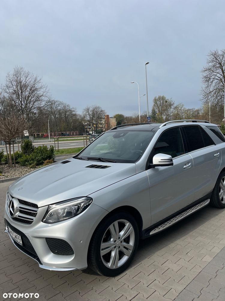 Mercedes-Benz GLE 350 d 4-Matic - 6