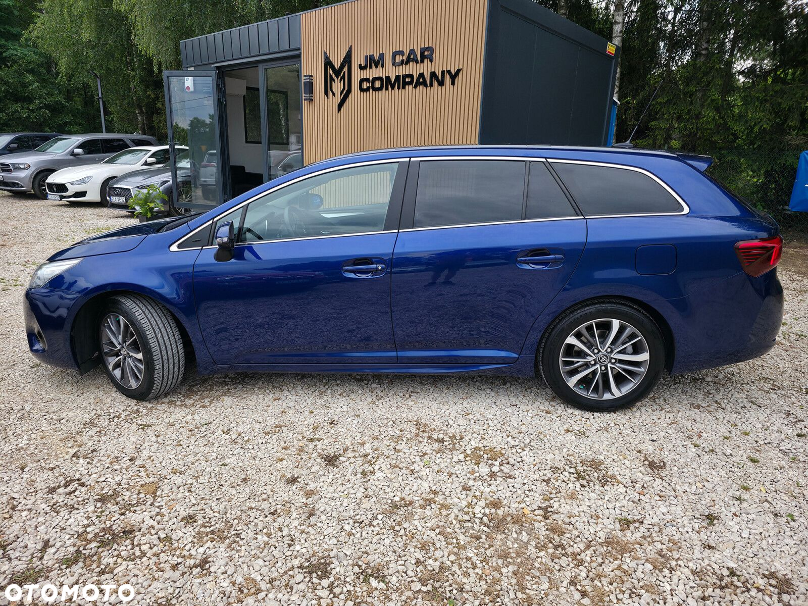 Toyota Avensis - 4
