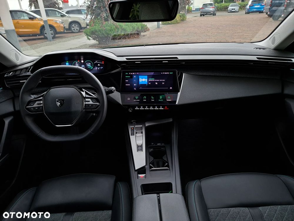Peugeot 408 1.2 PureTech Allure S&S EAT8 - 21
