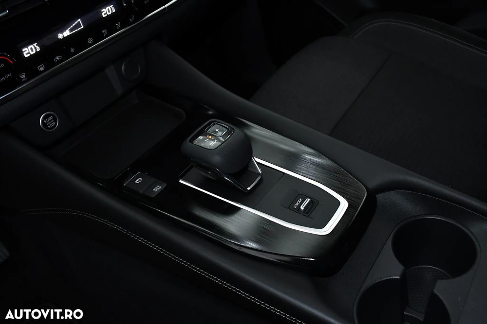 Nissan Qashqai 1.3 DIG-T MHEV Xtronic N-Connecta - 21