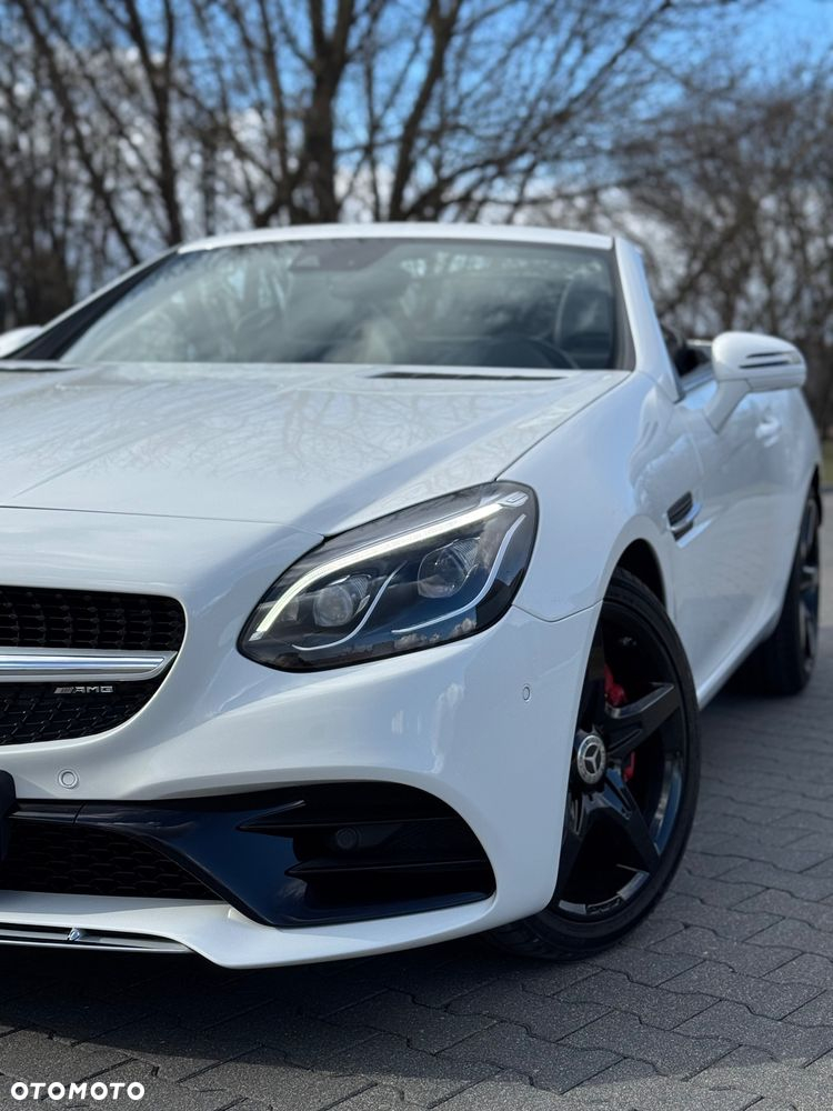 Mercedes-Benz SLC 200 9G-Tronic - 4