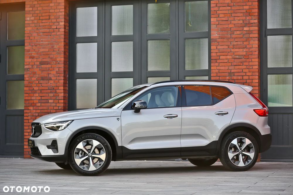Volvo XC 40 B4 AWD Ultimate Bright - 9
