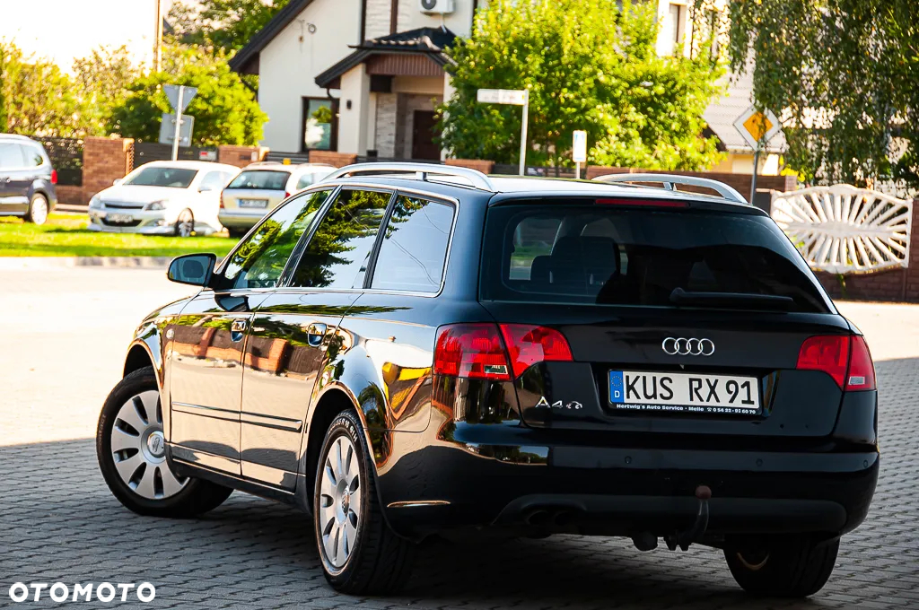 Audi A4 Avant 2.0 TDI - 8