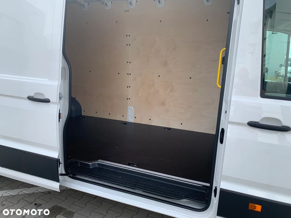 MAN TGE 3.140 4X2F Pojazd nowy - Napęd na przód - 9