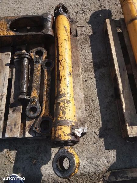 Cilindru brat Excavator JCB 220 - 8