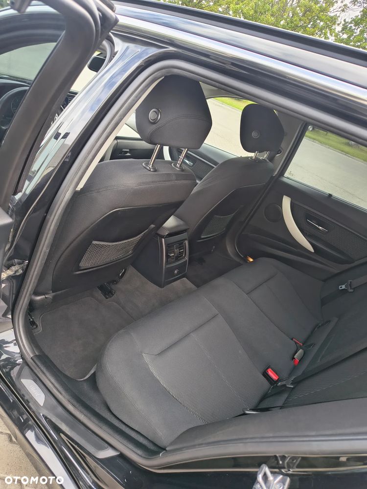 BMW Seria 3 318d Blue Performance Luxury Line - 10