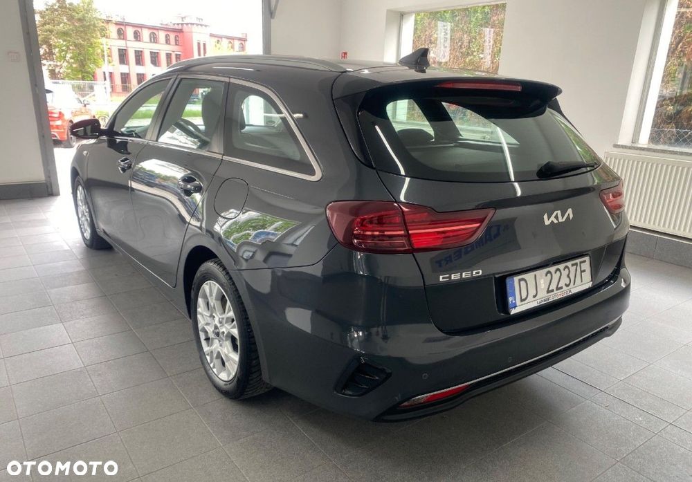 Kia Ceed - 3