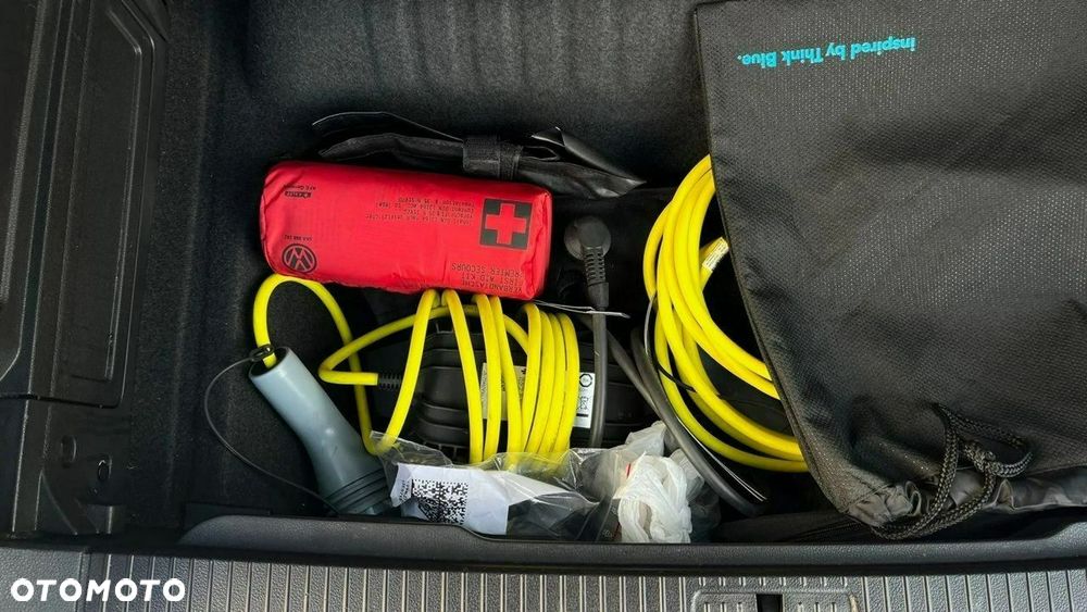 Volkswagen Passat - 35