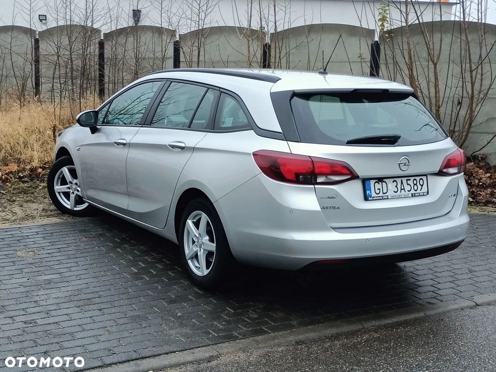 Opel Astra - 3