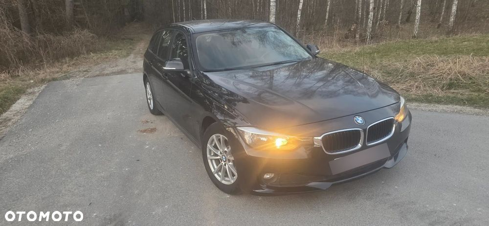 BMW Seria 3 318d Blue Performance - 4