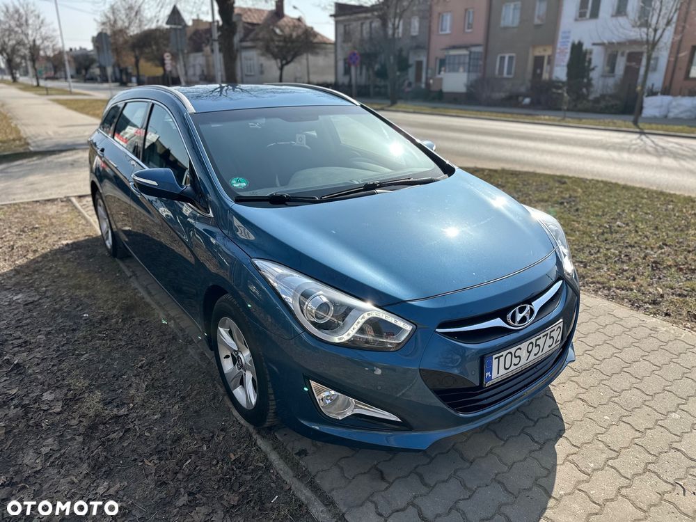 Hyundai i40 i40cw 1.7 CRDi Fifa World Cup Edition - 1