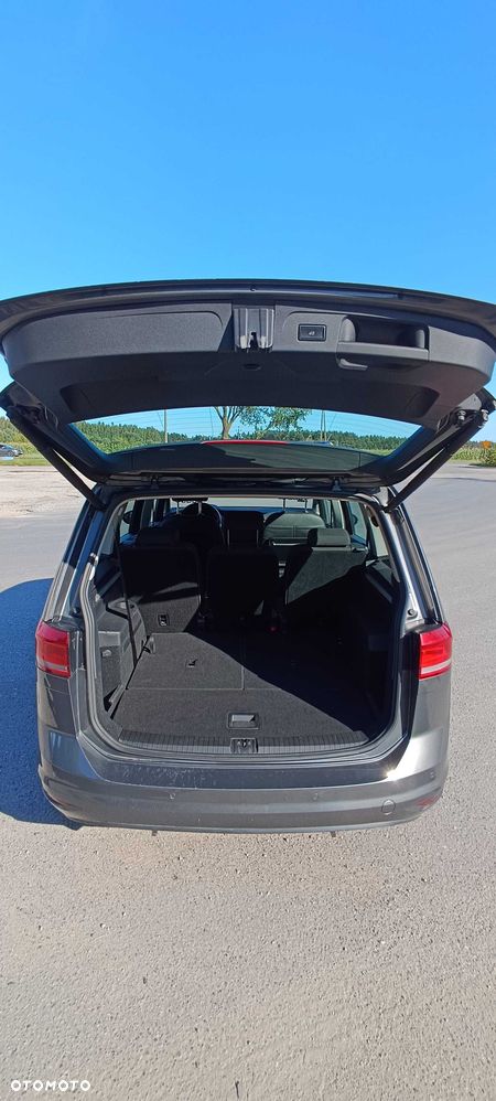 Volkswagen Touran - 7