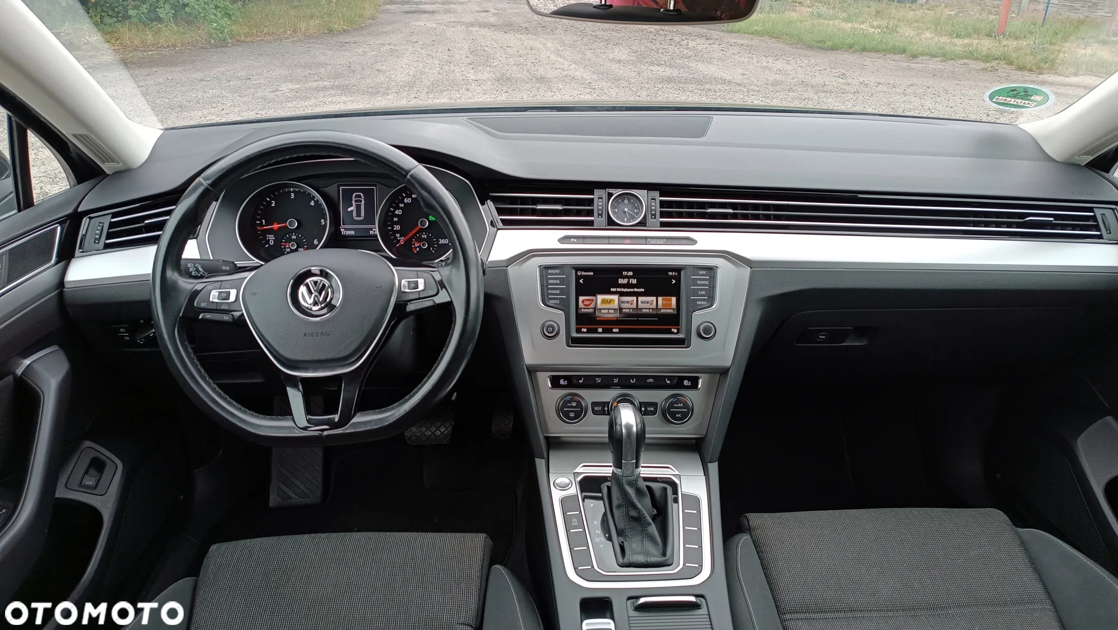 Volkswagen Passat 2.0 TDI BMT Comfortline DSG - 15