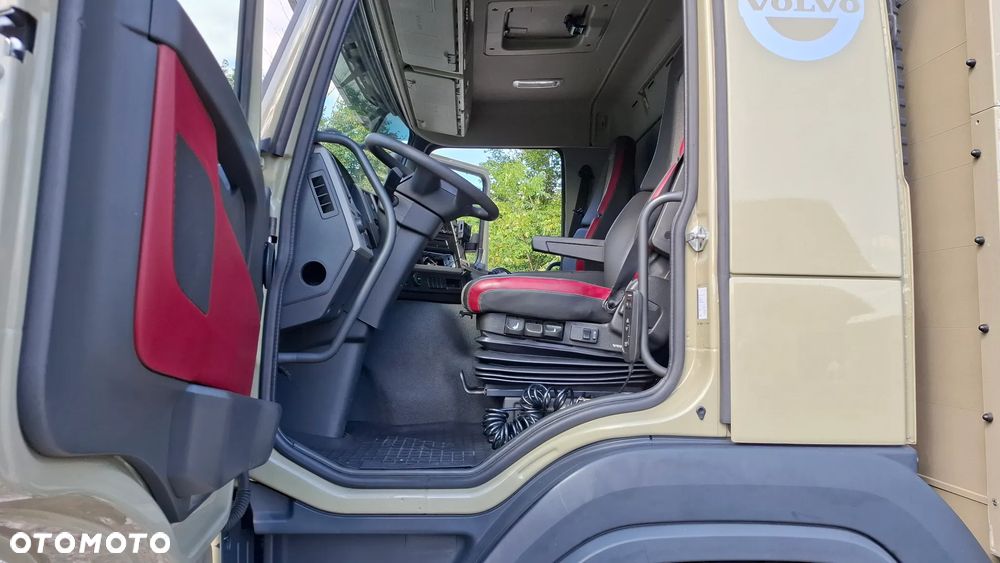 Volvo FM 330* 4x2 *+ DŻWIG KRAN HDS ATLAS 135.2  WYSÓW 9.8m* Kran* Sterowanie manualne* Skrzynia 5.6m* 293000km - Wyjątkowo zadbany* z NIEMIEC - 20