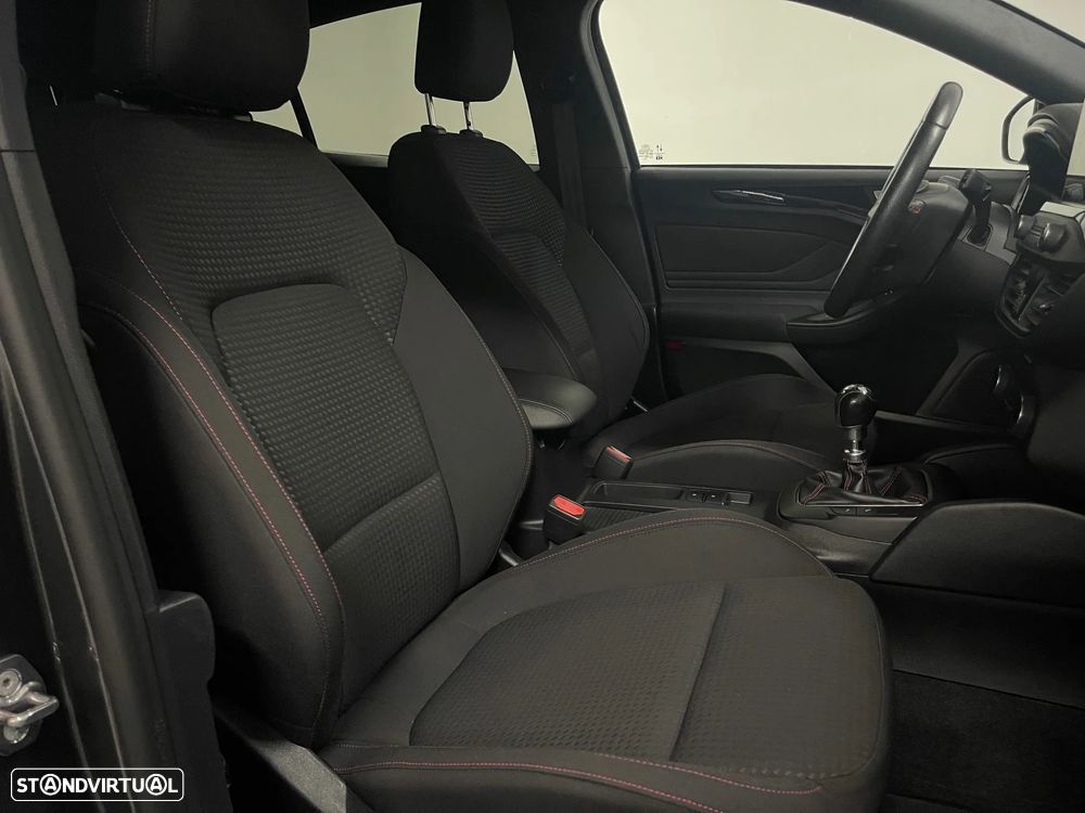Ford Focus 1.0 EcoBoost MHEV ST-Line - 25