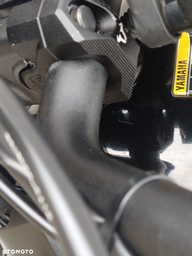 Yamaha XSR - 32