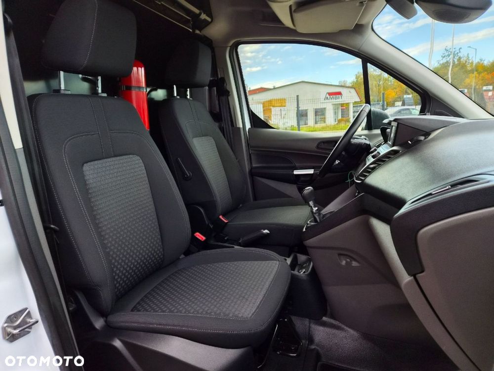 Ford Transit Connect - 19