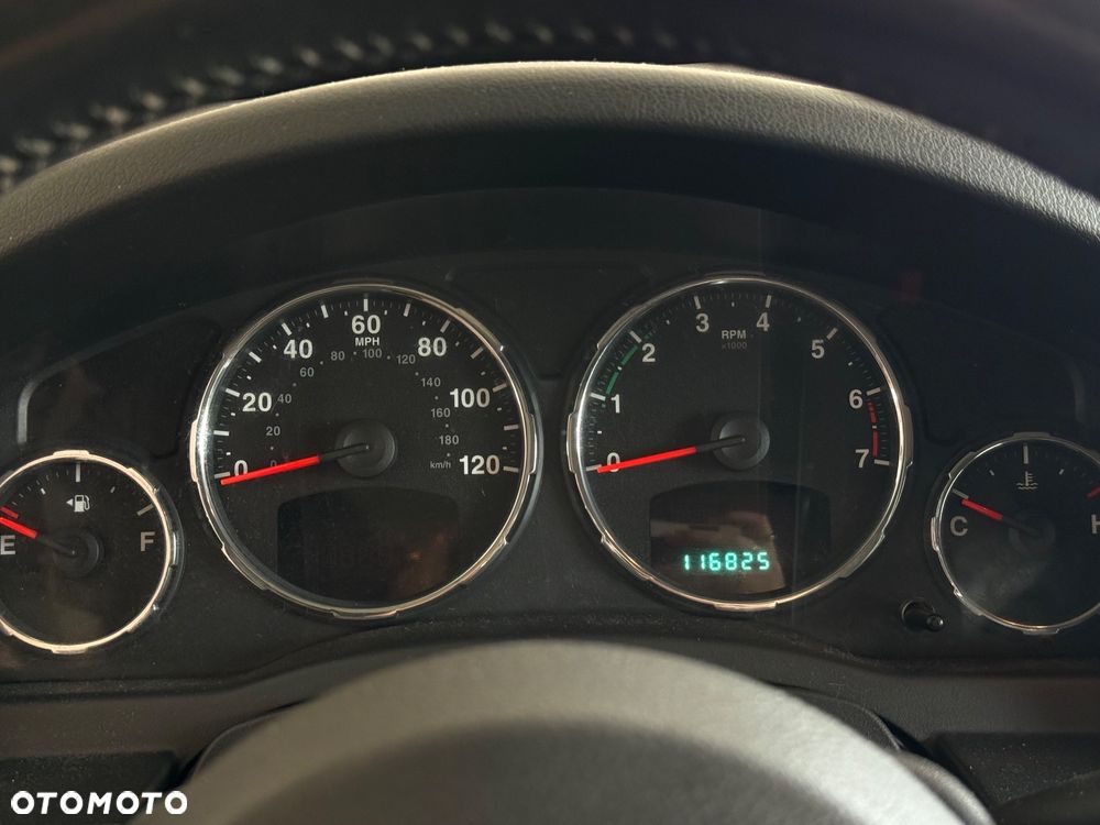 Jeep Liberty 3.7 4x4 - 19