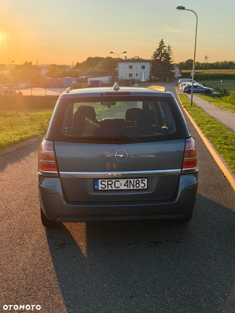 Opel Zafira - 3