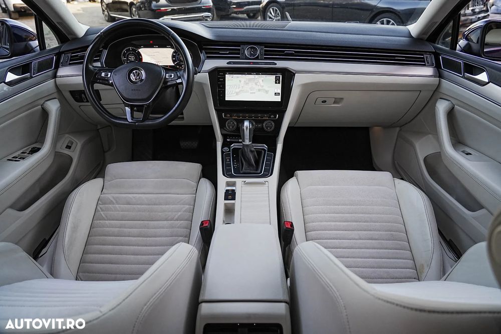 Volkswagen Passat 2.0 TDI DSG 4Motion Highline - 9