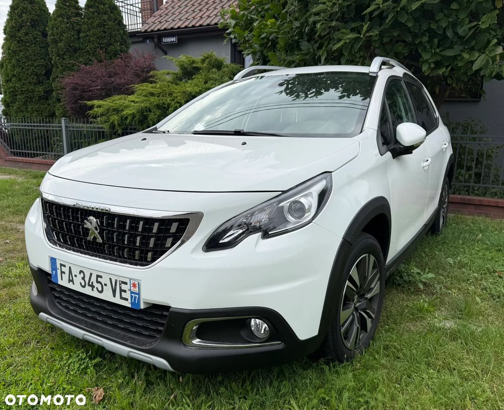 Peugeot 2008 1.2 Pure Tech Allure S&S - 1