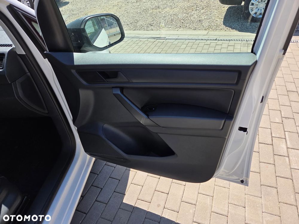 Volkswagen Caddy Maxi 2.0 TDI Comfortline - 17