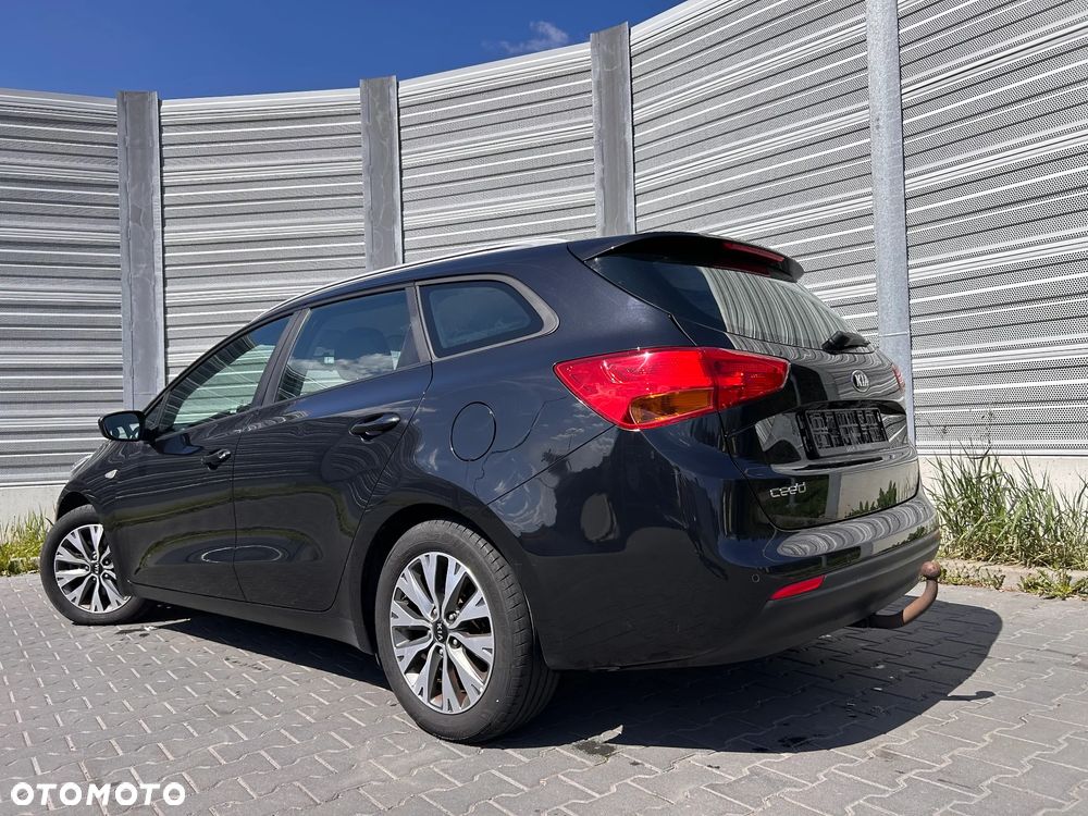 Kia Ceed 1.6 GDI Dream-Team Edition - 7