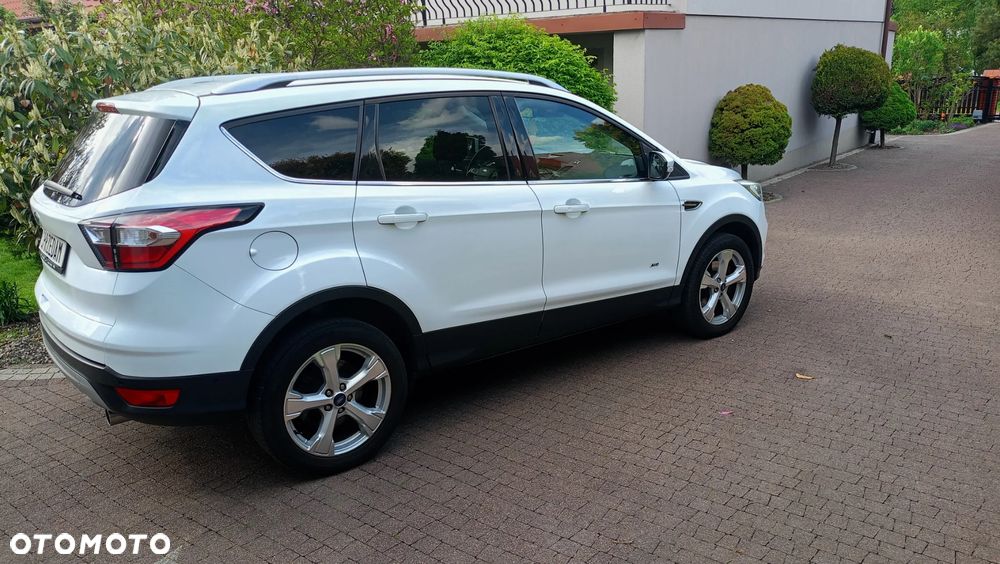 Ford Kuga 2.0 TDCi 4x4 Titanium - 9